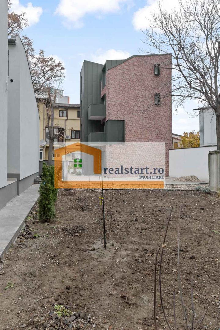 Vila individuala, acces metrou, 10 locuri parcare - Poză 39