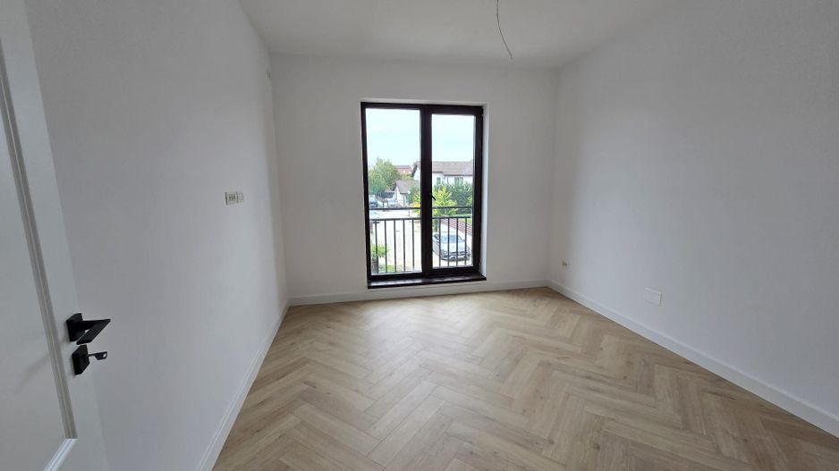 VILA 5 CAMERE | CORBEANCA | LANGA PADURE - Poză 14