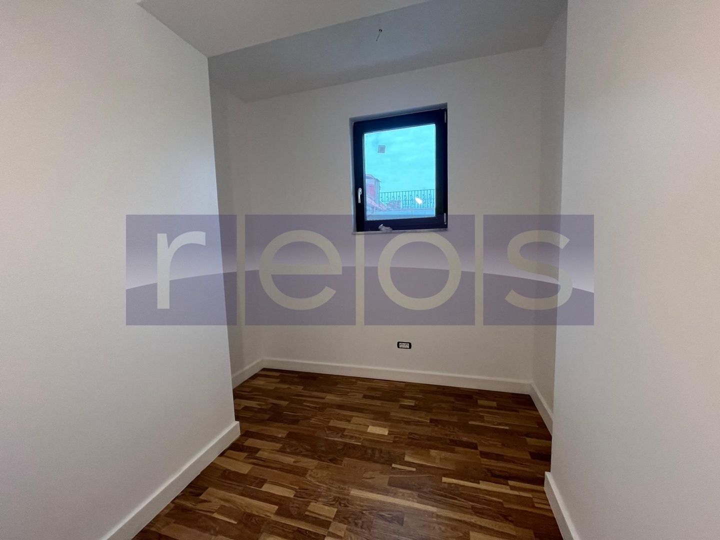 De Vânzare Vilă /Casa - Zona Vatra Luminoasă | Spațiu Generos 257 mp-7 camere - Poză 6