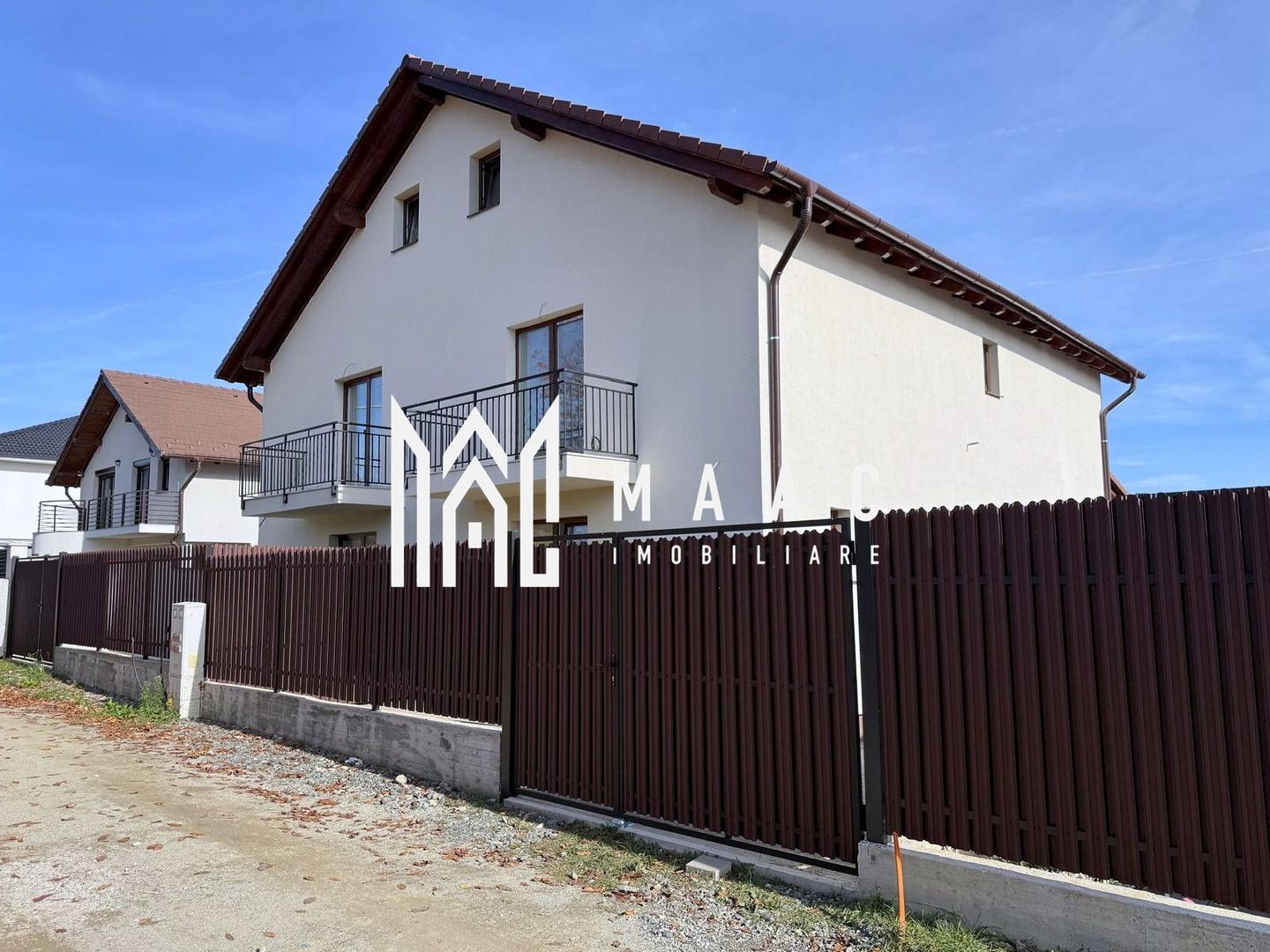 Casă duplex 4 camere de vânzare | Cisnădie, Exterior Sud - Poză 3