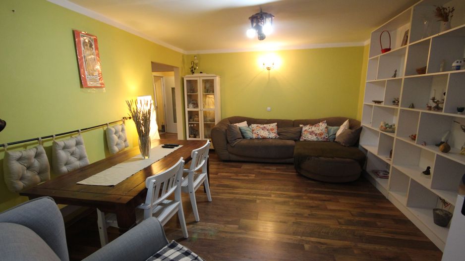 Spatios si amenajat frumos - Poză 1