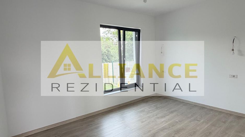 casa de vanzare in berceni - Poză 8