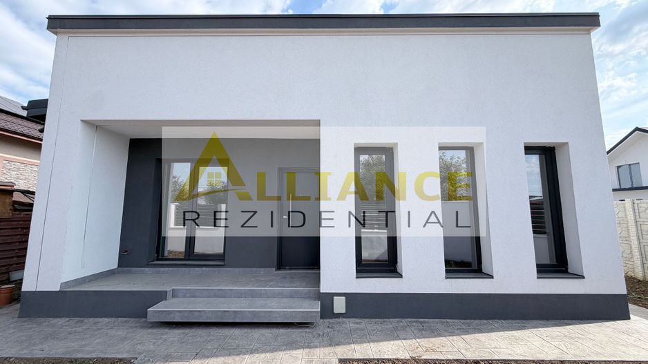 Casa Individuala - 4 camere - 2 bai - 425 mp teren - Poză 1