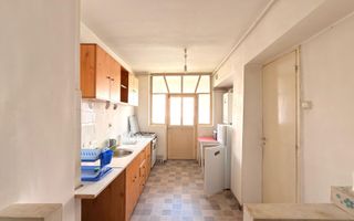 Apartament cu 2 camere decomandate, confort sporit, etaj 2! - Poză 3