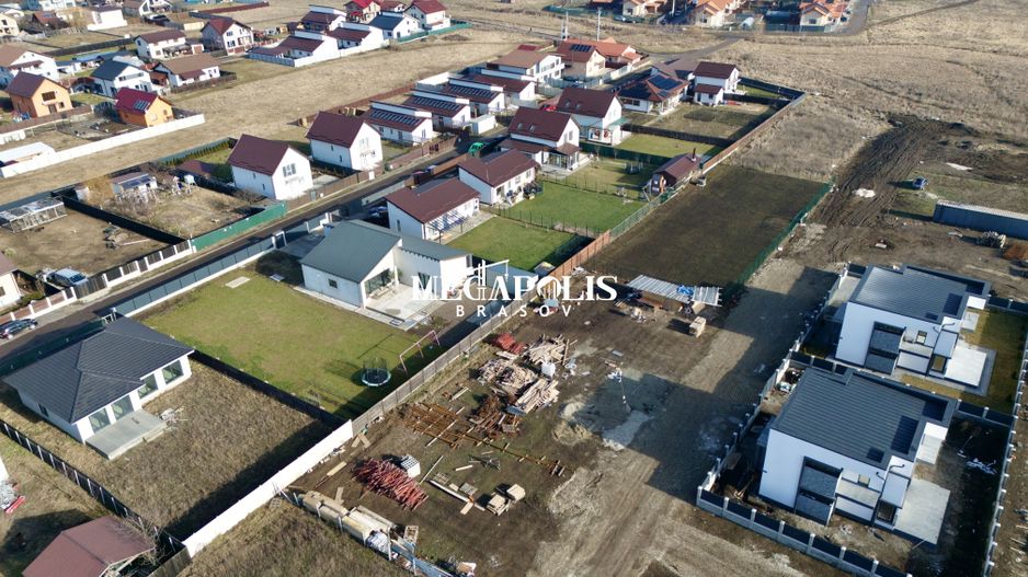 TEREN INTRAVILAN | TOATE UTILITĂȚILE - Poză 2