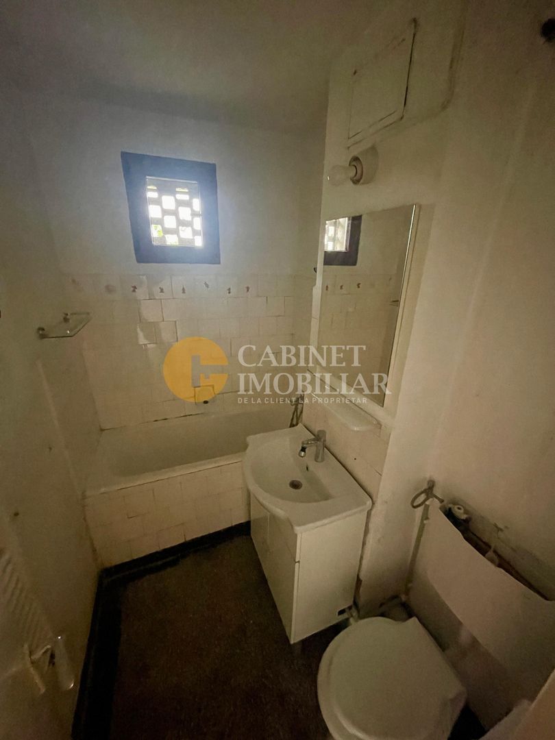 Apartament cu 2 camere decomandat - Etaj Intermediar - Fara Risc - Podu Ros - Poză 6