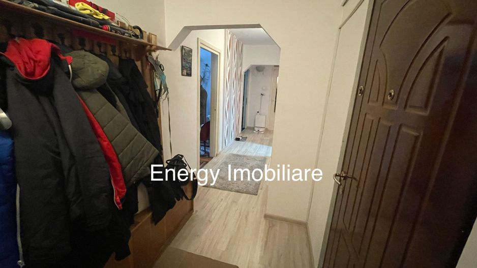 Apartament cu 3 camere, zona Tudor - Poză 4