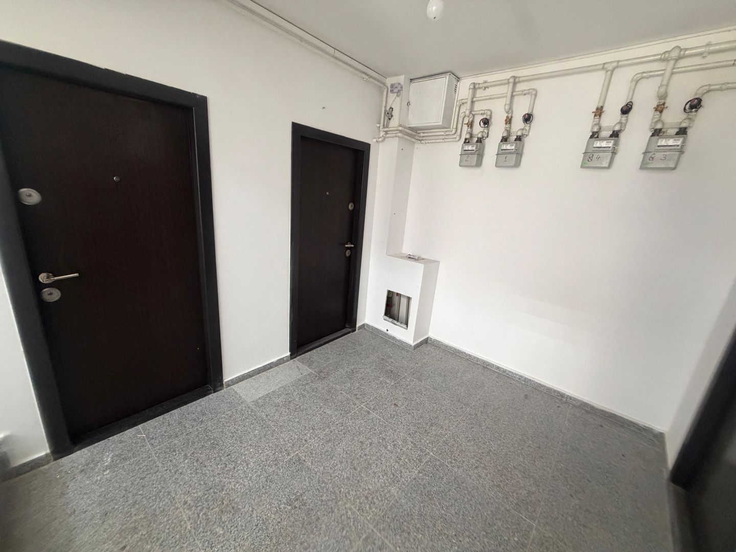 AP. 2 CAMERE - CURTE PROPRIE 65 MP, BLOC NOU, PARCARE INCLUSA,COMIS 0% - Poză 8
