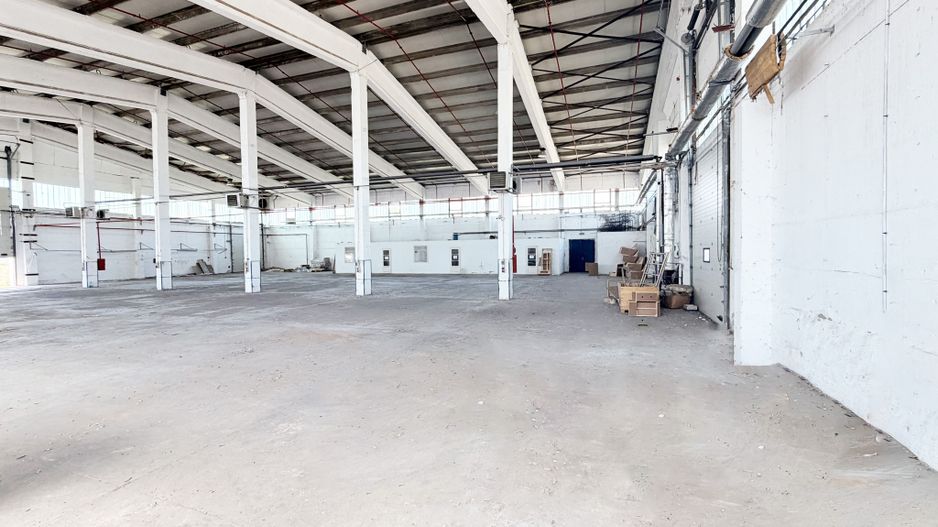 Hala industriala de inchiriat în Arad – 1.354 mp, acces TIR - Poză 4