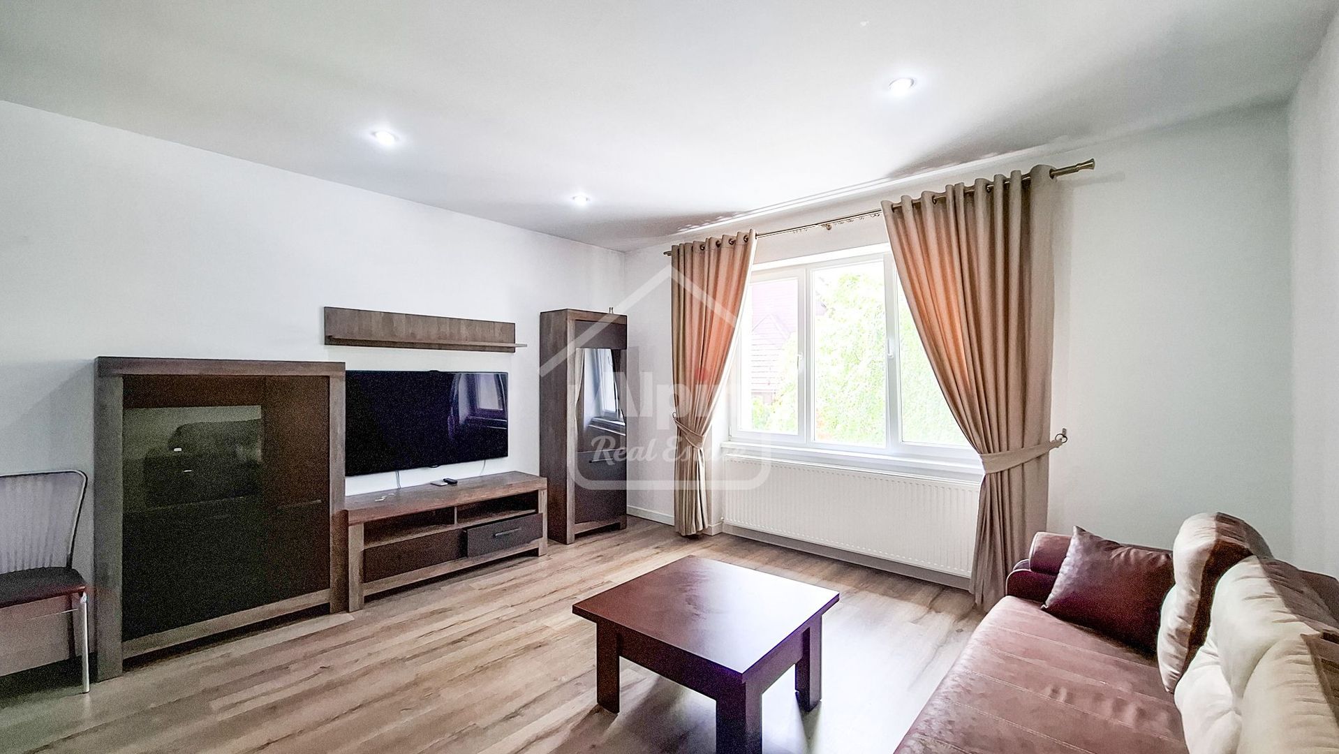 Apartament Suprafata Generoasa I Centrul Civic - Poză 6