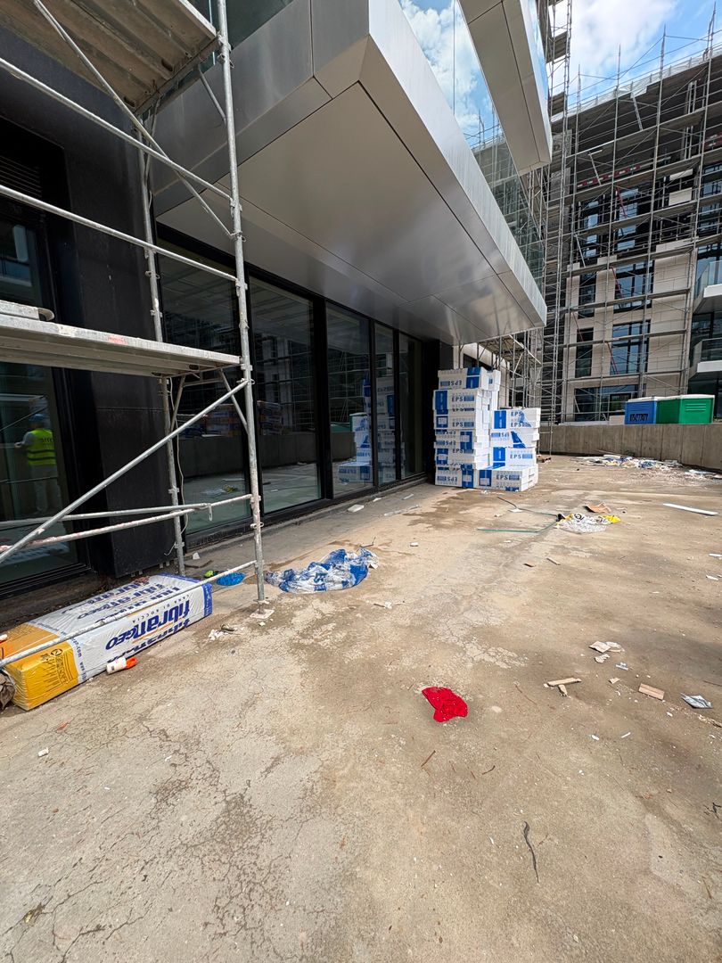 Proprietate unică, cu grădină privată, terasă și 5 locuri de parcare - Poză 15