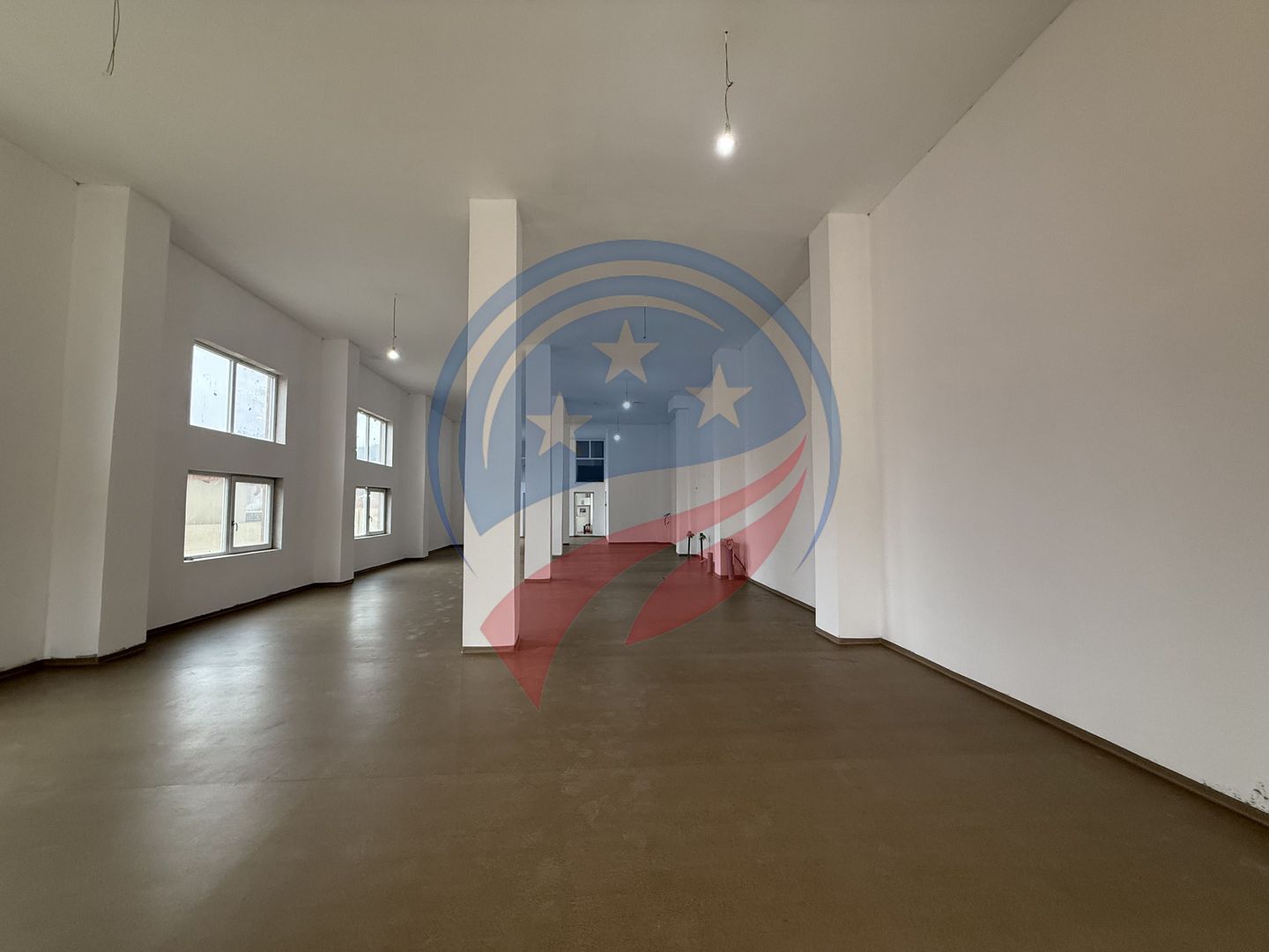 Spatiu comercial de inchiriat/Livezi/Dolj - Poză 4