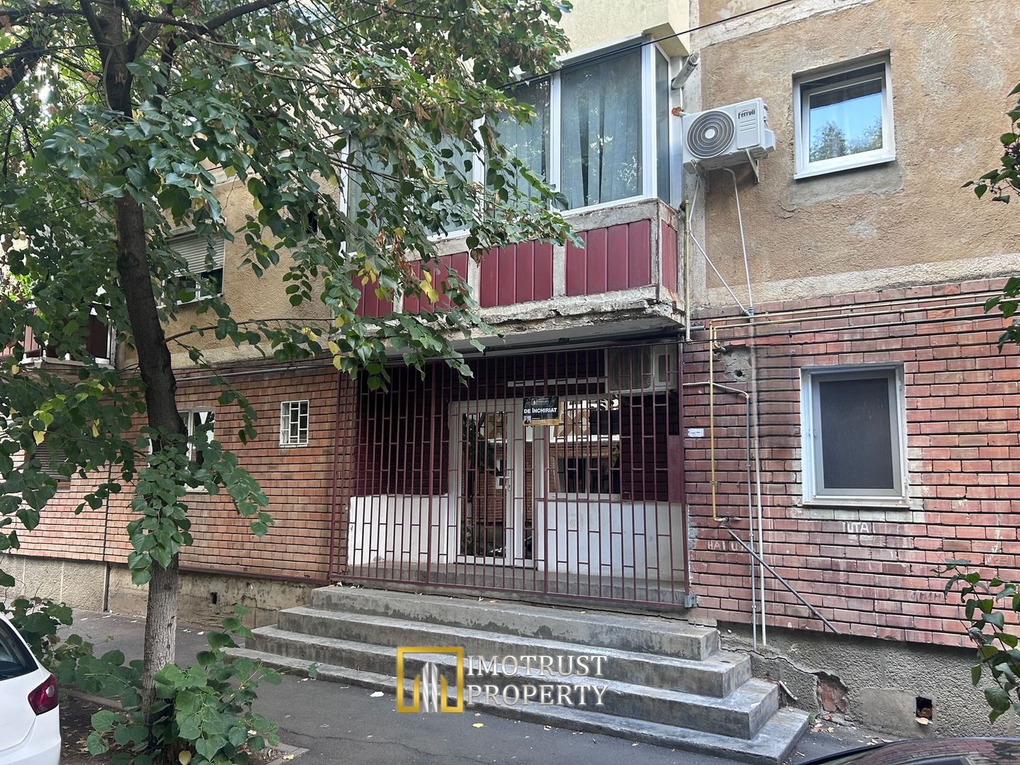 Spatiu de inchiriat - Poză 1