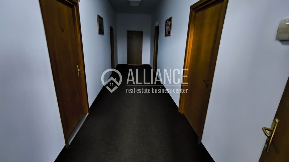 FALEZA NORD cladire multifunctionala 4600 mp cu acces din Bdul Mamaia! - Poză 9