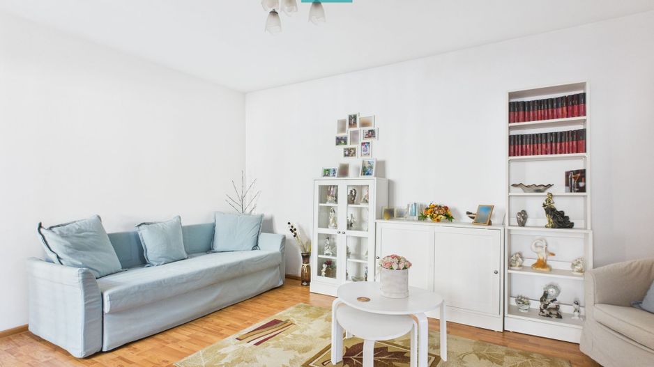 Casă cu 4 camere, curte și atelier mecanic - Sebeș - Poză 2