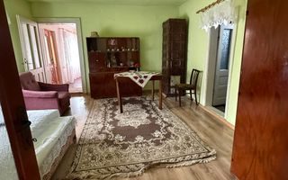 Casă de vânzare în URIU - 1400 mp teren . - Poză 3