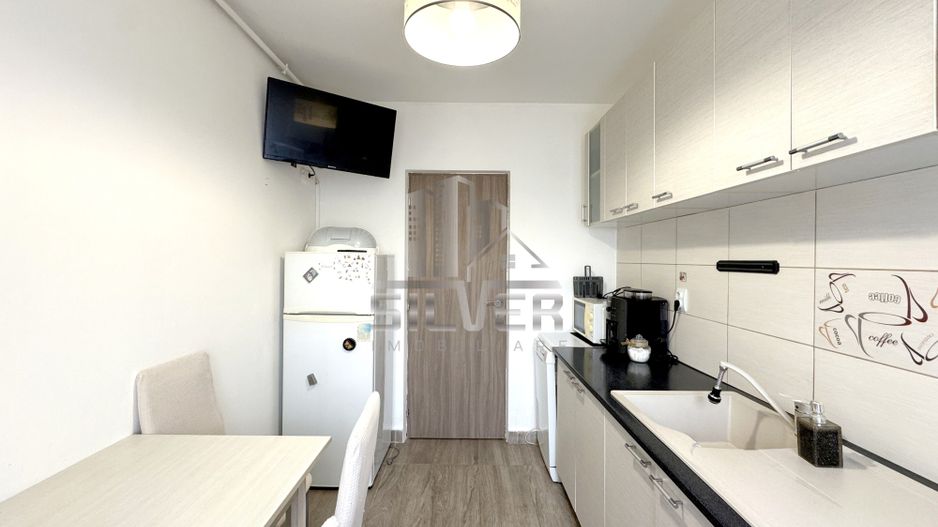 Apartament dec.cu o camera /36 mp/zona strazii Privighetorii. - Poză 5