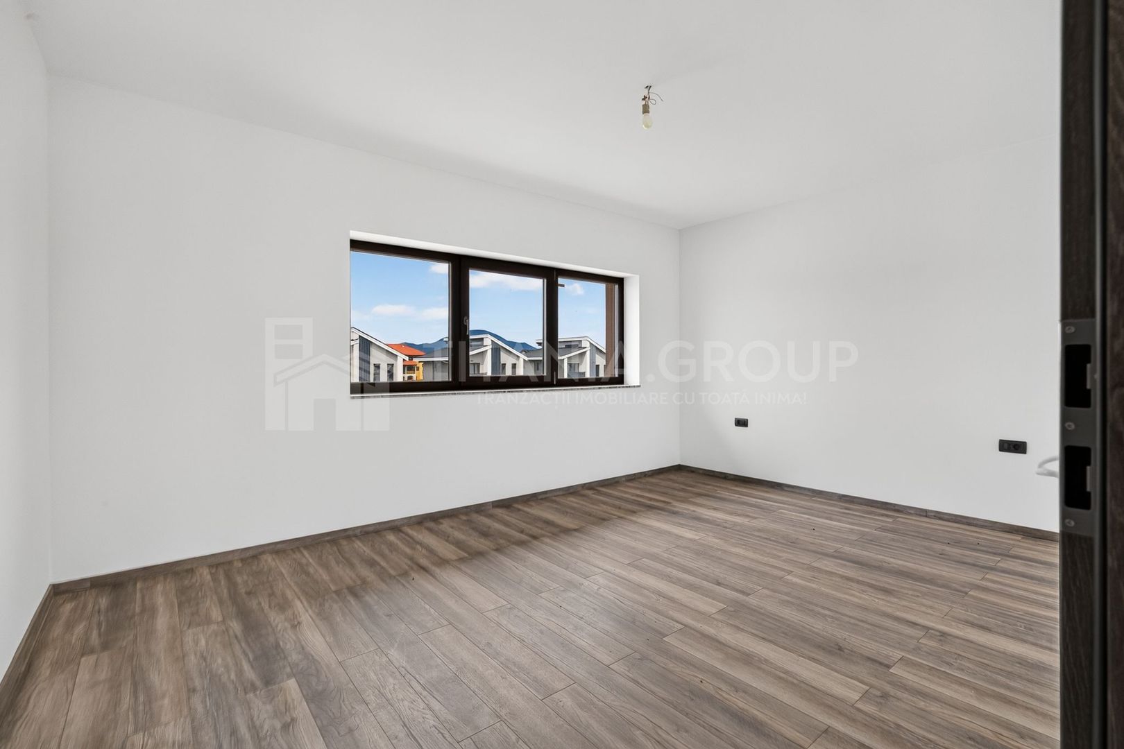 Vila cu arhitectura deosebita, teren 636mp, Cristian, Brasov - Poză 11