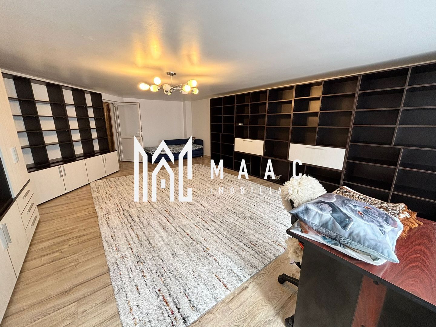 Apartament 4 camere decomandat | Terezian, Sibiu | 180 mp, curte 400 mp - Poză 3