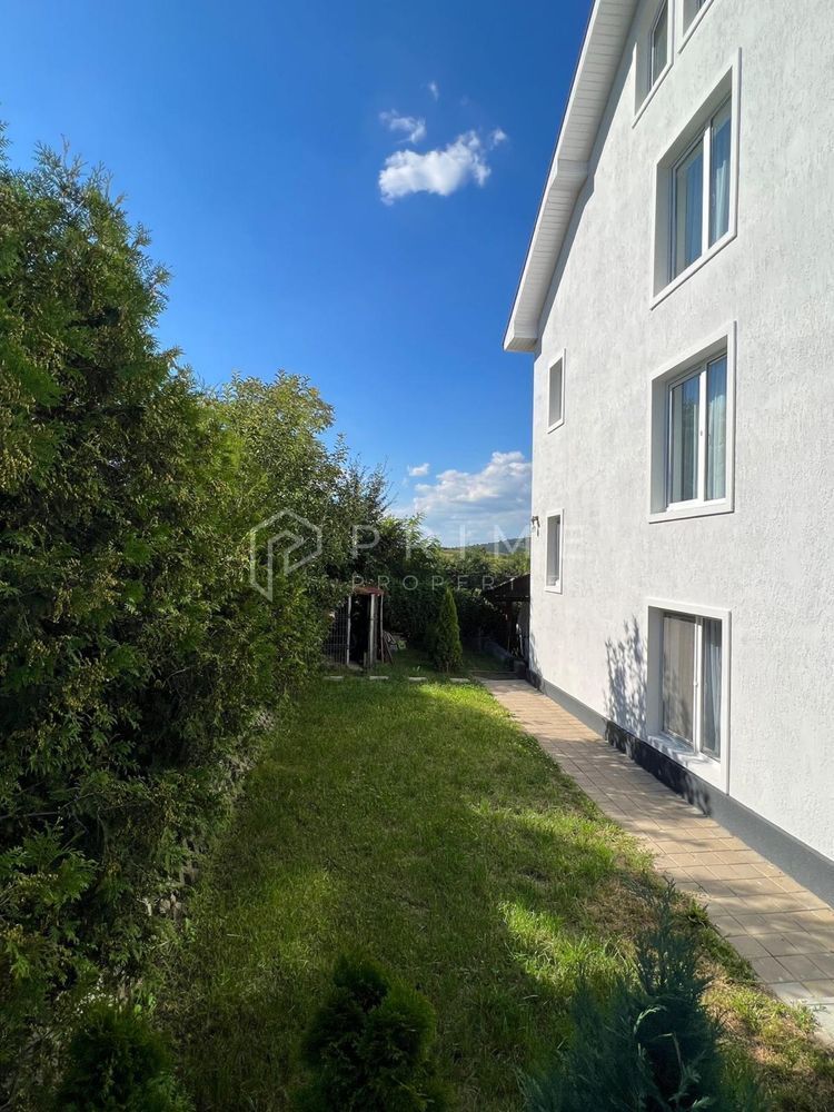 Casă spațioasă structurată pe 4 niveluri – Corunca, zona Rompetrol - Poză 4
