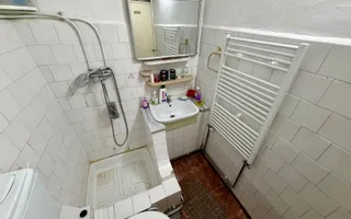 4 camere decomandate - Craiovita Noua - etaj 2 cu 2 bai - bloc 1982 - - Poză 11