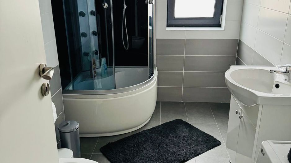 2 Camere, 60 mp, Bucătărie Separată, Modern, Garaj Propriu, Lift, Etajul 1 - Poză 5