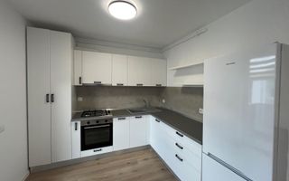 Apartament premium 3 camere 65 mp utili balcon 7 mp parcare Selimbar - Poză 1