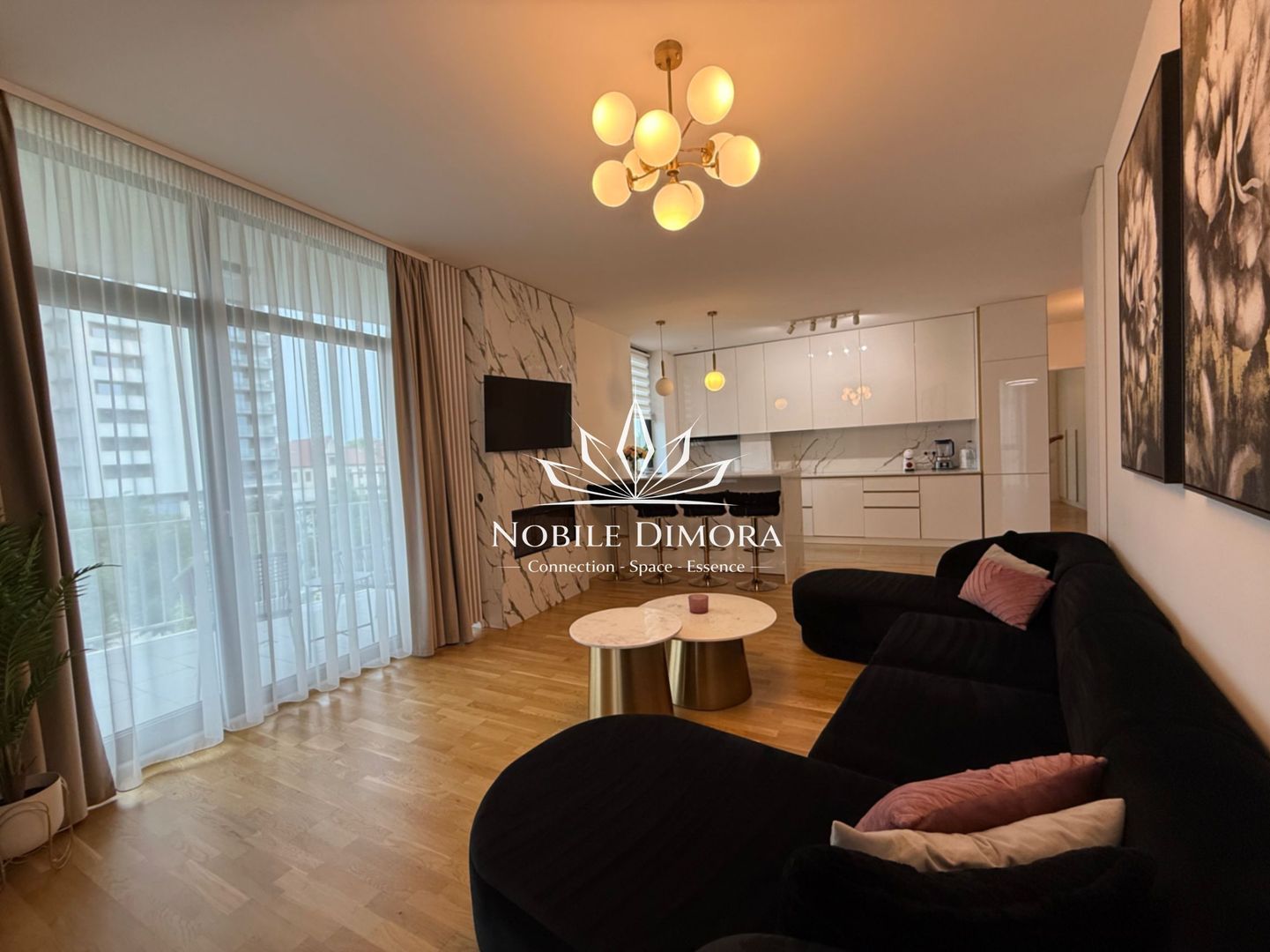 ISHO - Apartament cu 4 camere de lux, 2 bai, 2 balcoane, parcare privata - Poză 2