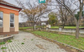 CONAC IMPRESIONANT ÎN GHIOROC - Poză 53