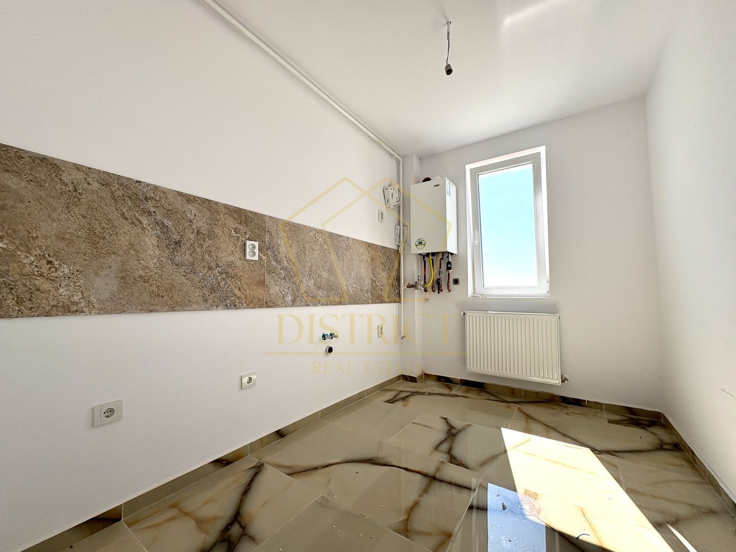 Apartament decomandat cu o camera | Giroc | Hotel IQ - Poză 3