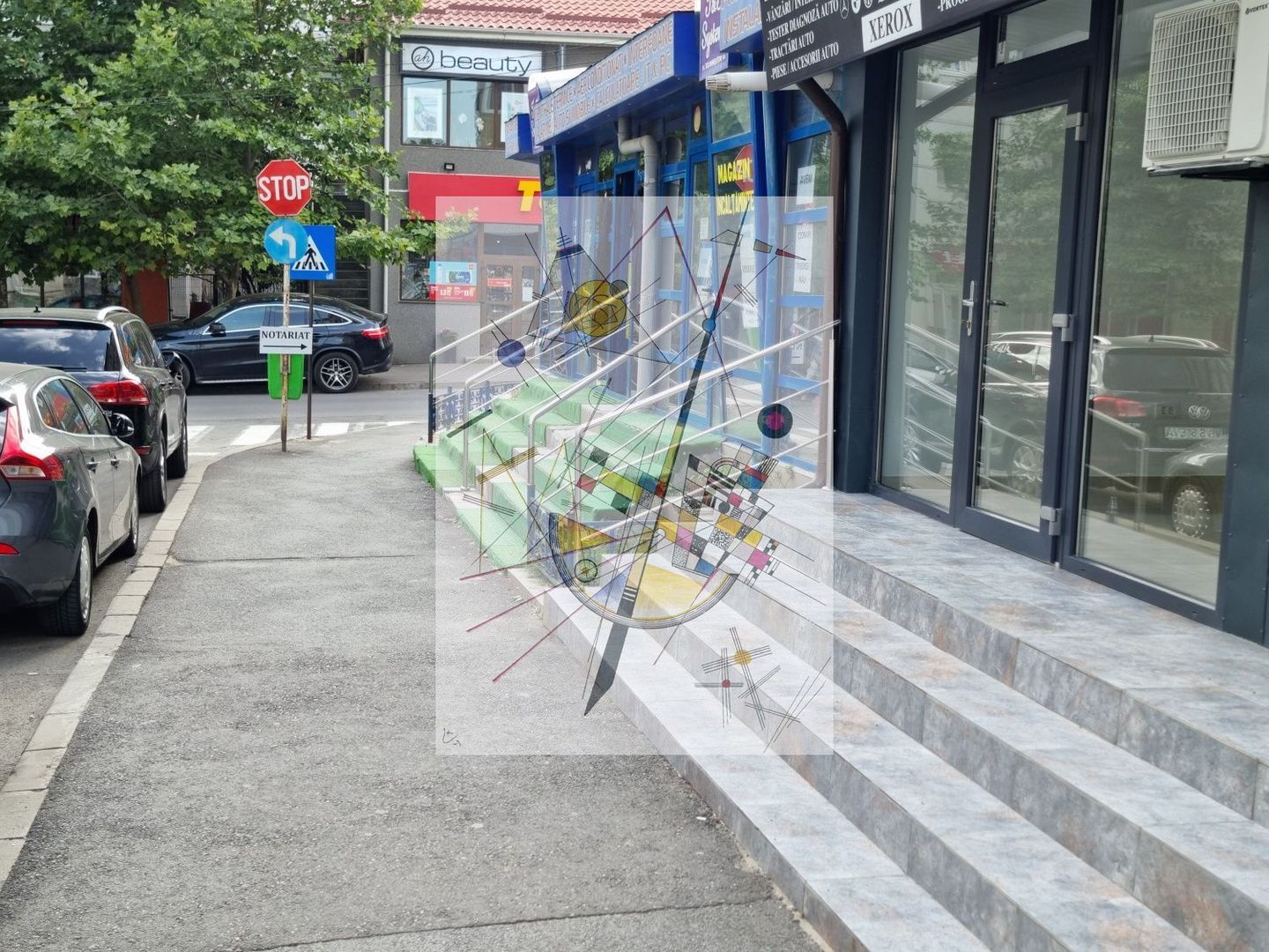 Spatiu de Inchiriat Central Husi - Poză 2