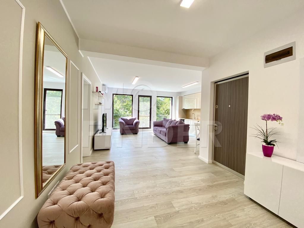 Inchiriere apartament 3 camere situat in vila privata, zona UMF - Poză 19