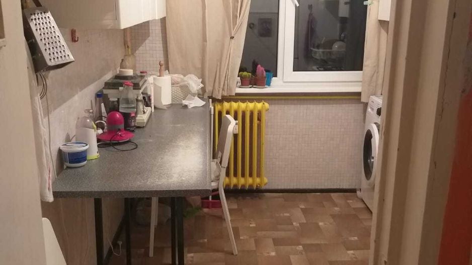 Vanzare apartament de 2 camere decomandat in Titan -Jean Steriadi, boxa - Poză 2