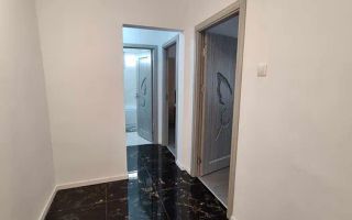3 camere decomandat renovat zona Mircea cel Batran - Poză 1