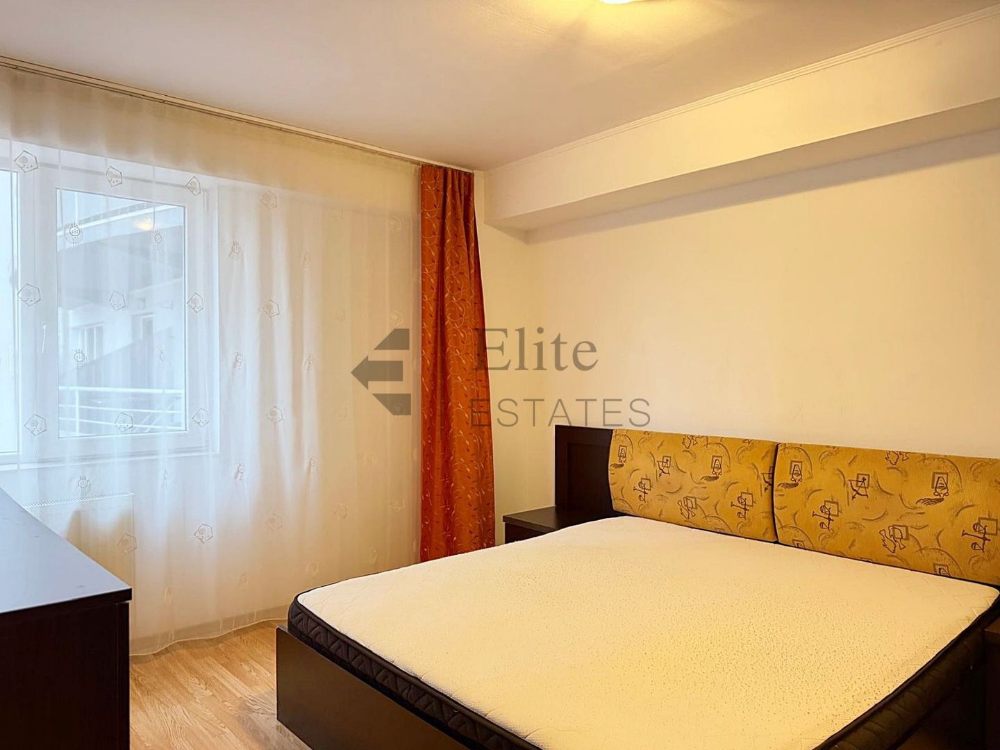 Apartament cu 2 camere in Nufarul Plaza - Poză 6