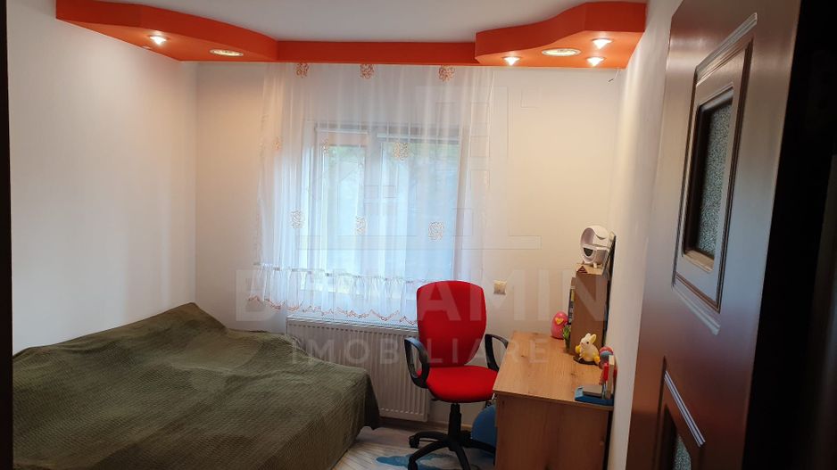 Apartament 4 camere etaj 1 Cartier Noua 99mp doua parcari - Poză 8