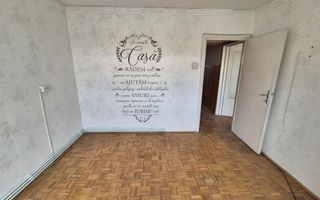 Apartament 3 camere Micro 1 - Poză 1