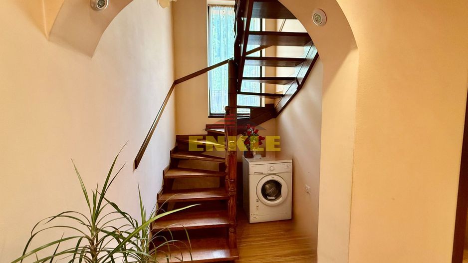 De vanzare casa P+M, 900 mp teren, zona Baisa - Poză 4