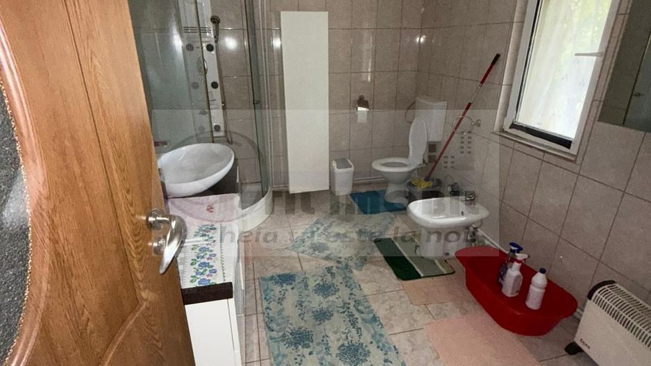 Casă + 2129 mp teren, zonă liniștită, Goruni, Iași – 76.000 euro - Poză 12