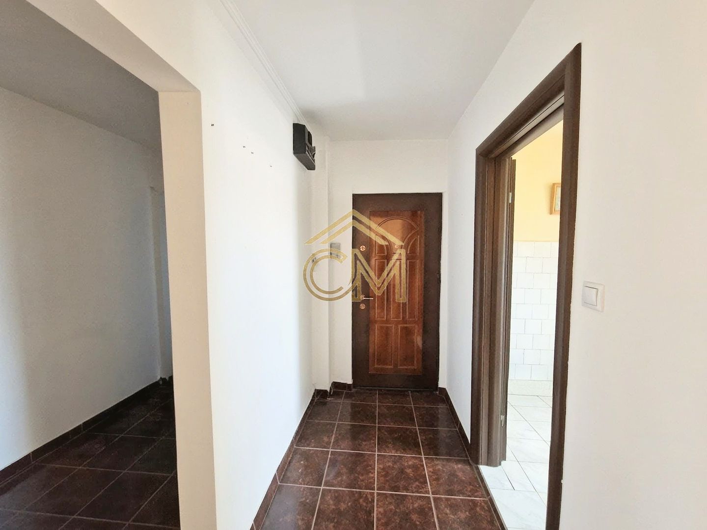 Apartament 4 Camere-2 Bai-2 Balcoane- Pivnita-80 MP - Poză 8