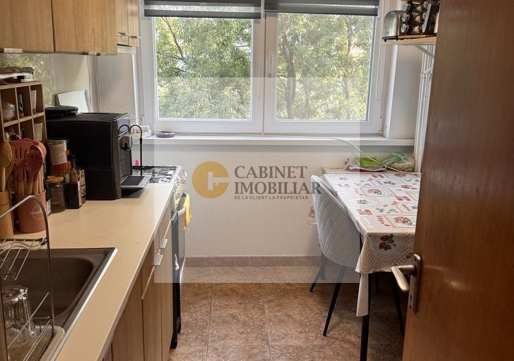 2 camere - 51 mp | Credit | Gorjului – 3 minute de metrou - Poză 3
