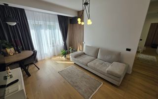 Apartament Superb 3 Camere- Ultracentral- Curte Privată 27mp-Parcare - Poză 1