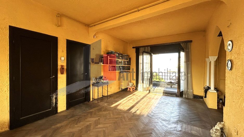 Apartament unicat, 3 camere, terasa 50mp | Ultracentral-cartierul Evreiesc - Poză 1
