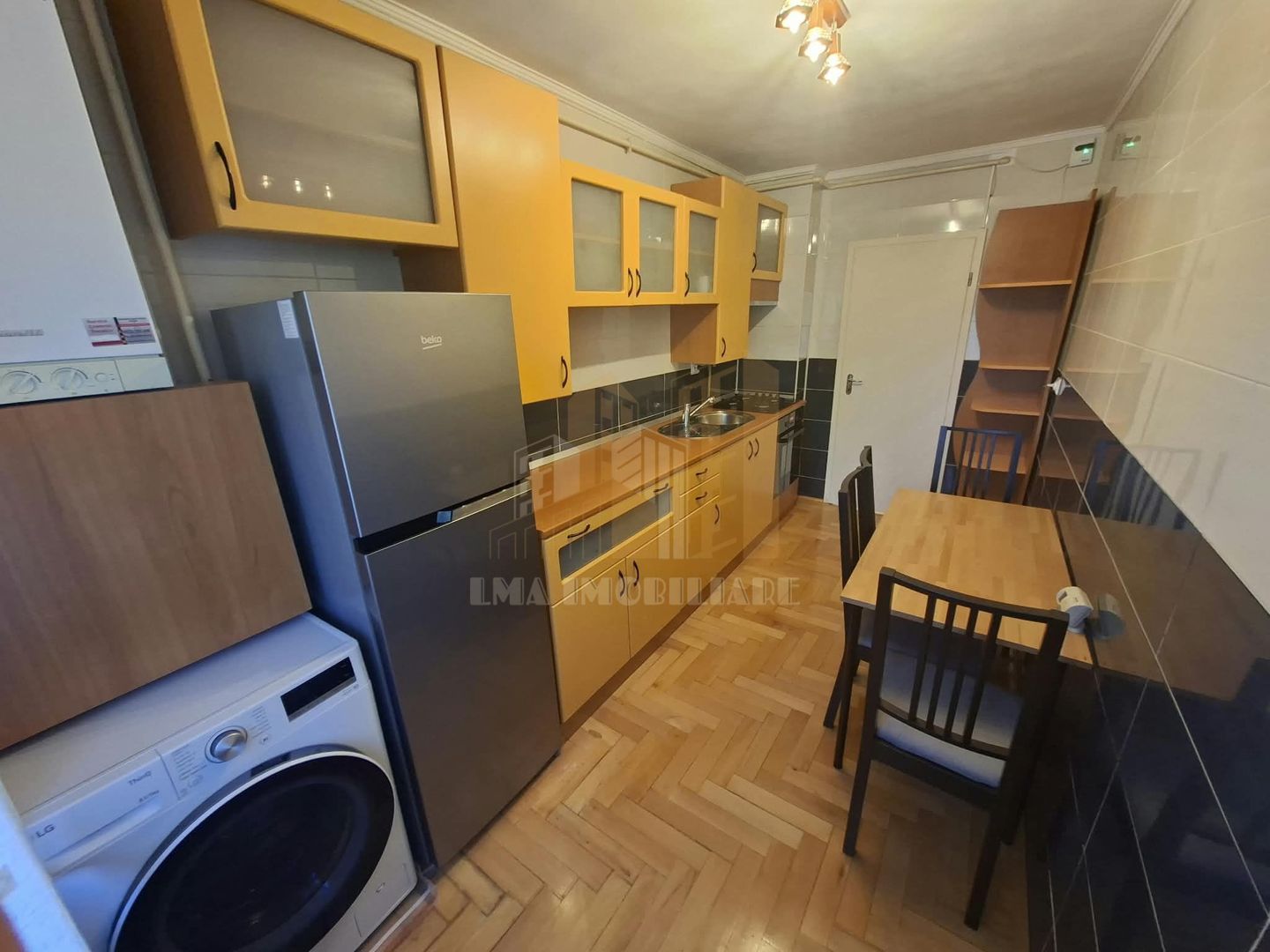 Apartament 3 camere central strada Matei Basarab Brasov - Poză 8