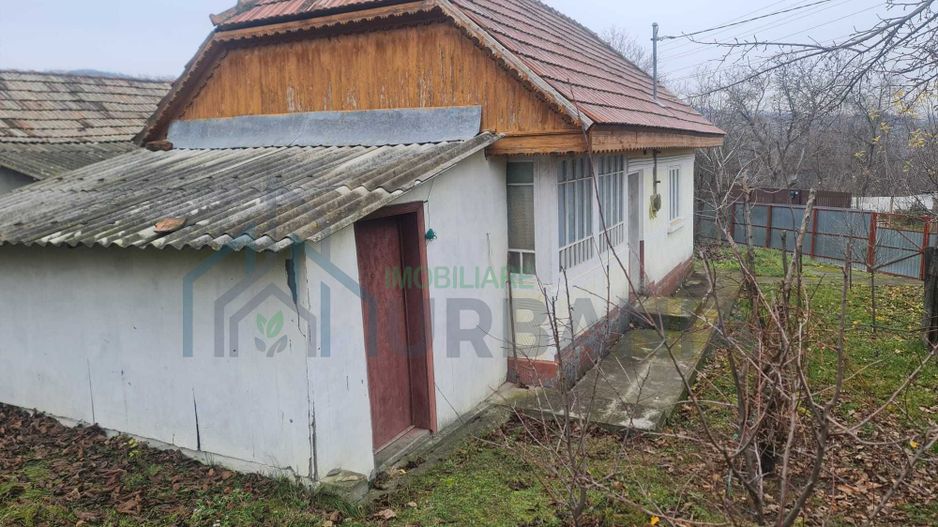 teren + casa batraneasca satul Hilita com Costuleni intravilan - Poză 3