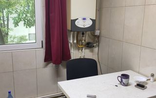 Vânzare apartament semidecomandat 4 camere cu centrală Bd. Obregia - Poză 40