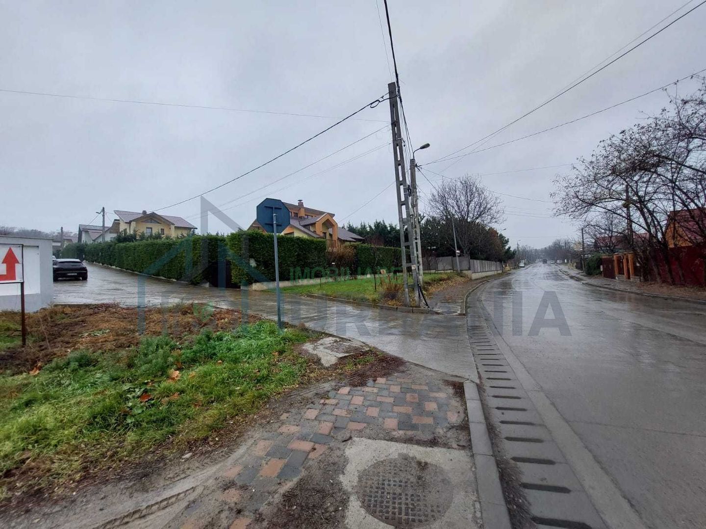 Teren Bucium 3 min de Hanul 3 sarmale, la Soseaua Barnova - # - Poză 6