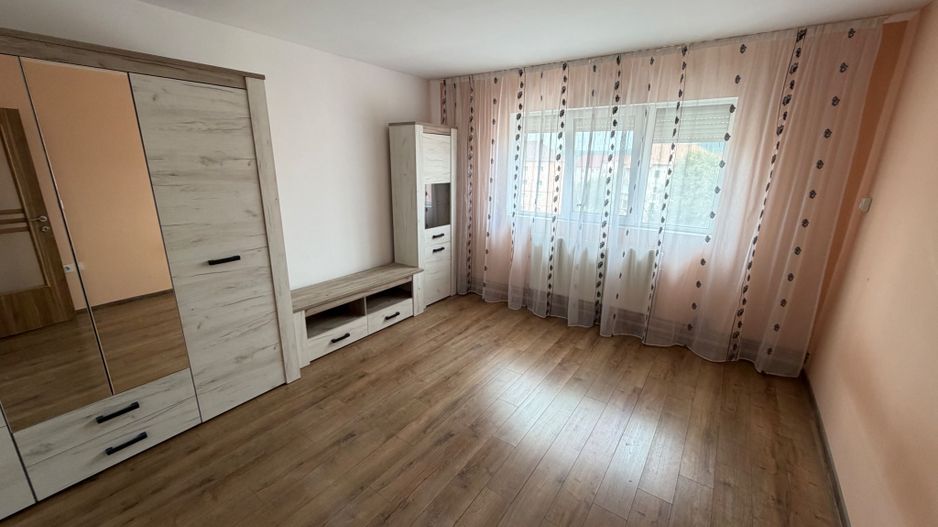 Apartament 1 camera, decomandat - Cugir - Poză 4