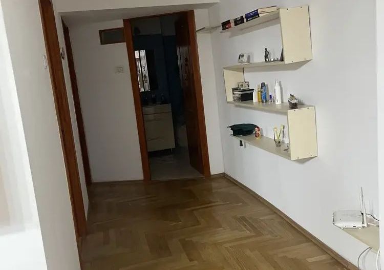 Închiriere apartament 3 camere – Zona Lujerului | Centrală proprie | Prima închi - Poză 3