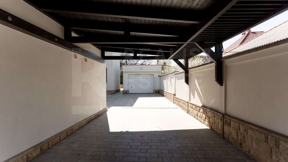 Chirie, casă, 3 nivele, 5 camere, strada Drumul Viilor, Telecentru - Poză 10